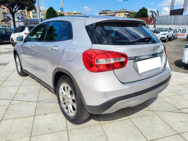 MERCEDES-BENZ GLA 180 d Automatic Paddle Uniproprietario Neopatentati