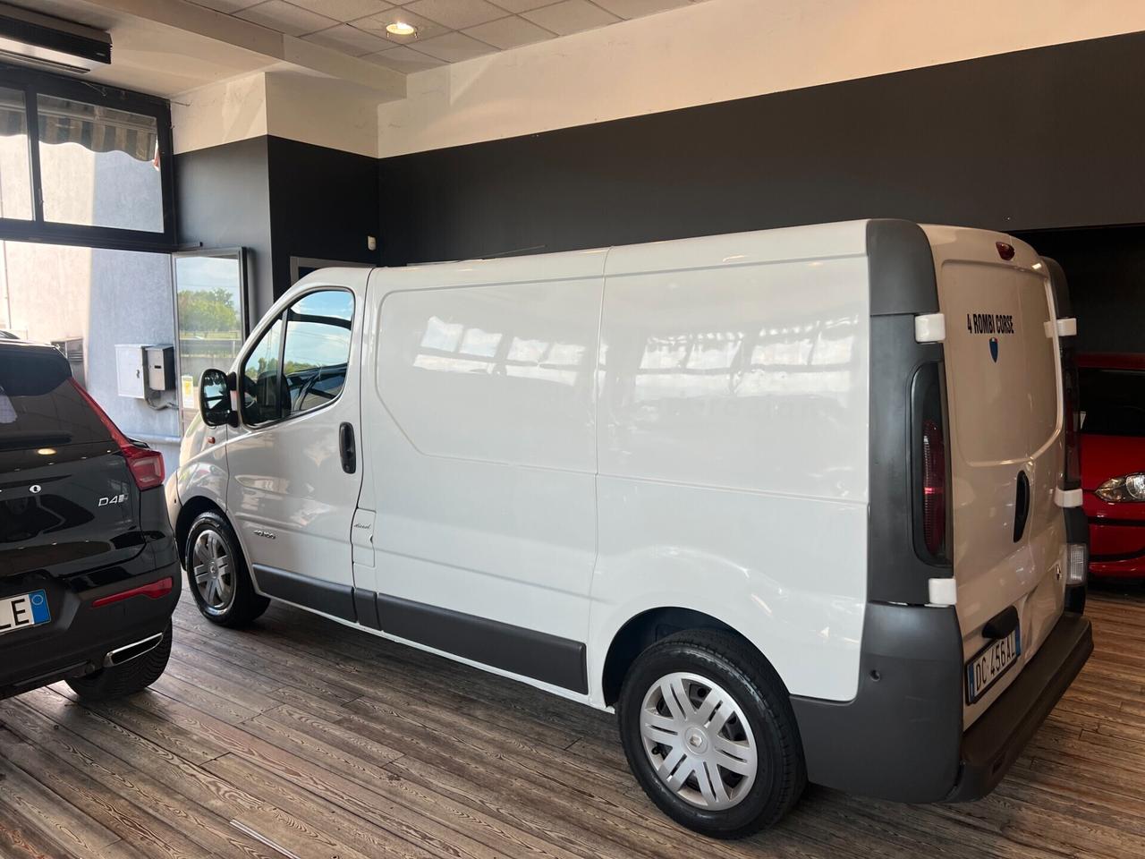 RENAULT TRAFIC 1.9 Dci / UNICO PROPRIETARIO
