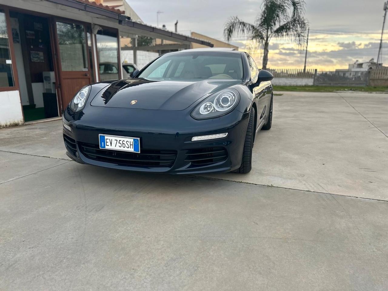 Porsche Panamera 3.0 Diesel – 2014 – Full Optional