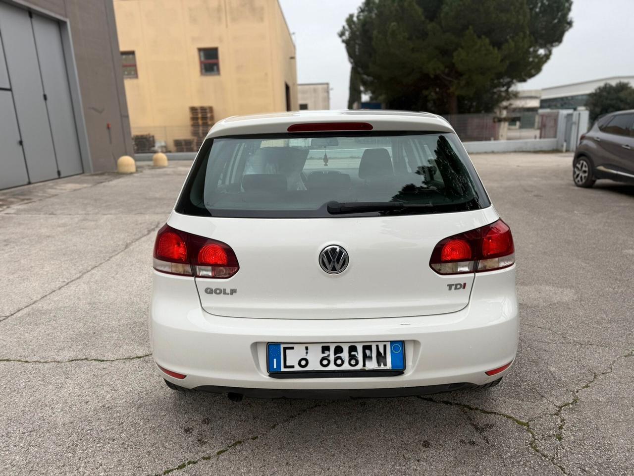 VW GOLF 6 1.6 TDI 2012 12 MESI DI GARANZIA