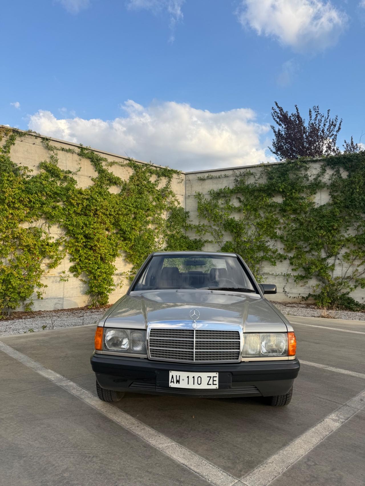 Mercedes-benz 190 2.0 E