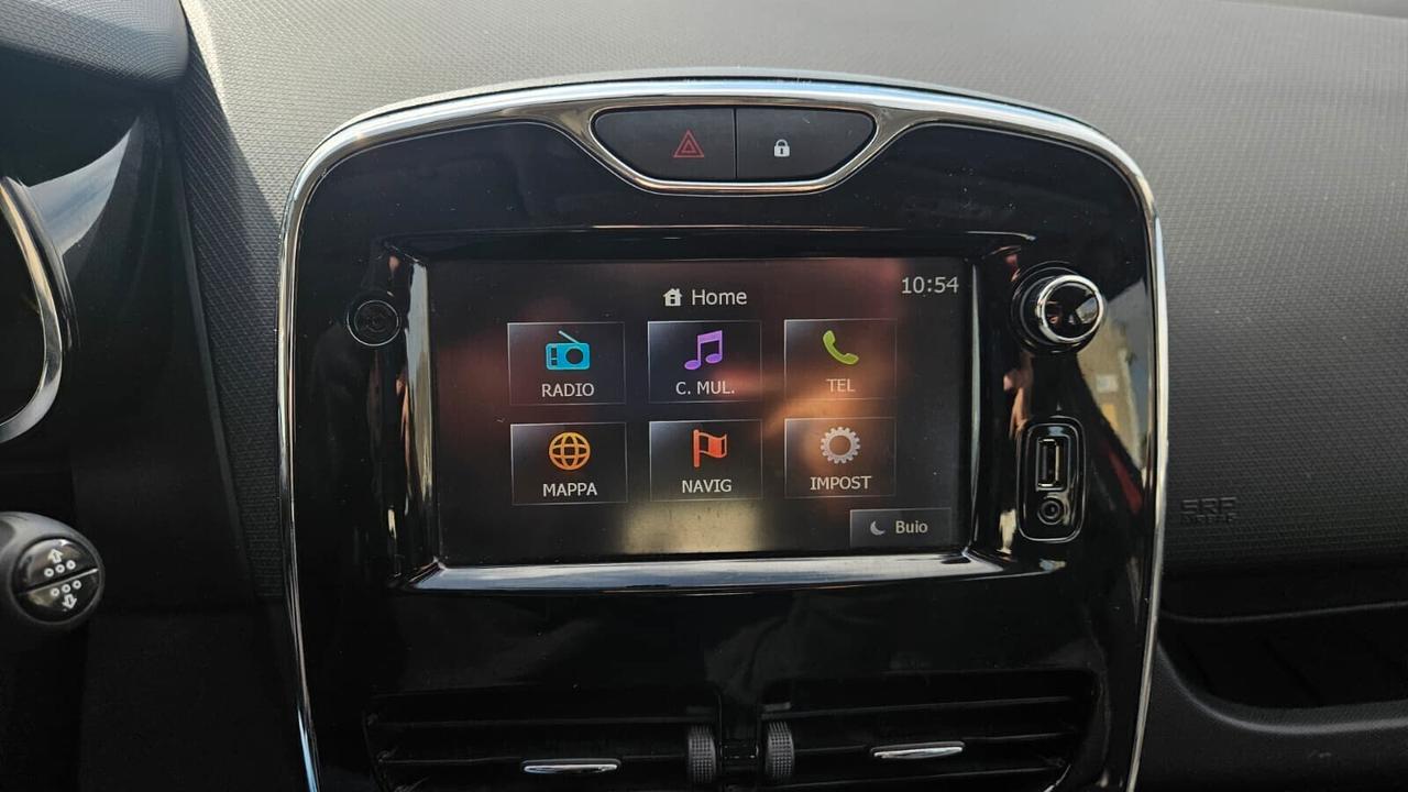 Renault Clio 1.5 dCi Costume National