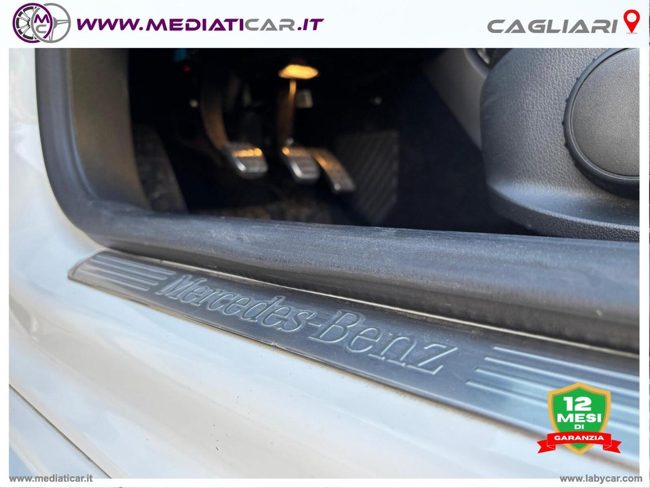 MERCEDES-BENZ A 180 Premium