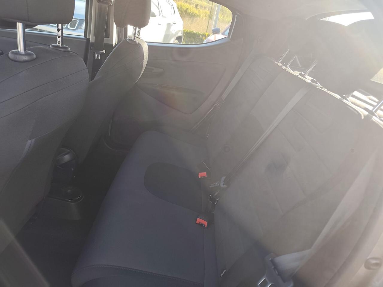 Lancia Ypsilon 1.0 FireFly 5 porte S&S Hybrid Platino