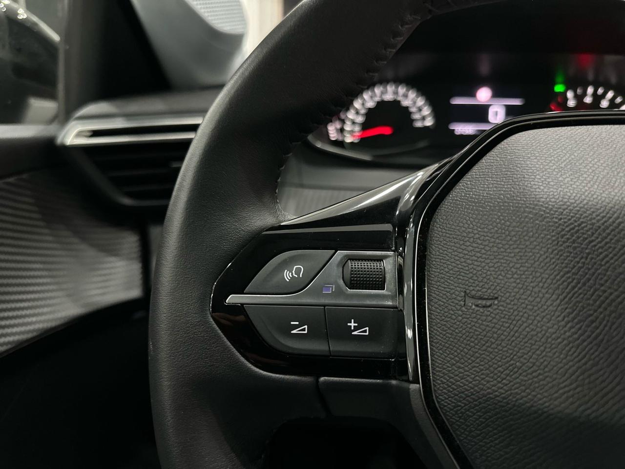 Peugeot 208 1.2 puretech Active Pack s