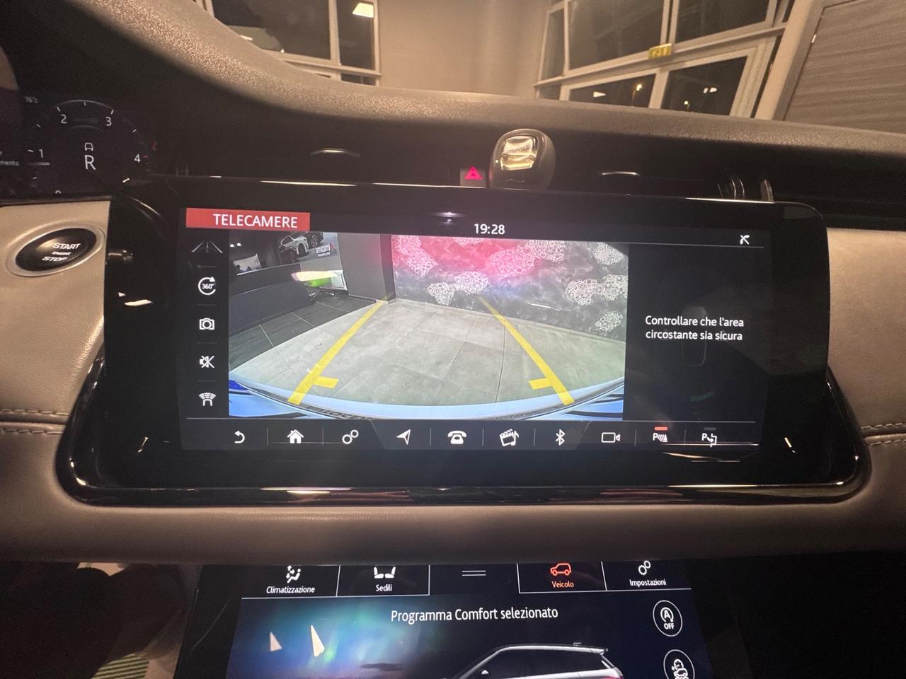 LAND ROVER EVOQUE 2.0 SD4 180CV HYBRID + TETTO APRIBILE