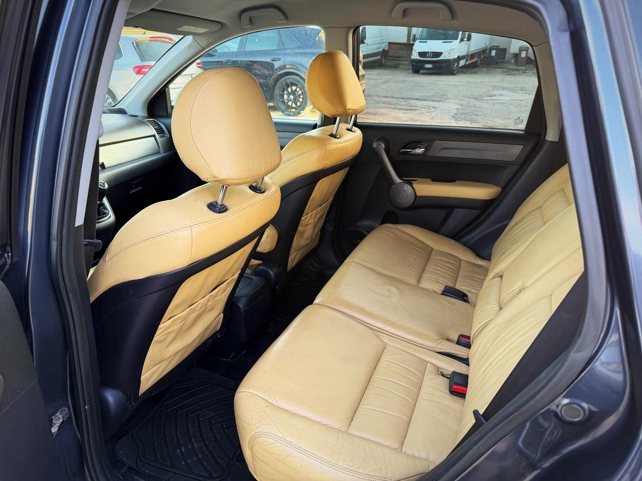 Honda CR-V 2.2 i-CTDi 16V Exclusive i-P DPF