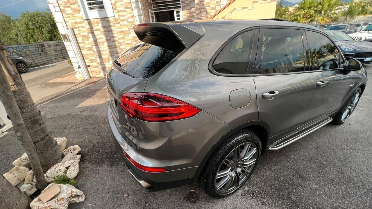 Porsche Cayenne 3.0 DIESEL PLATINUM EDITION 2015