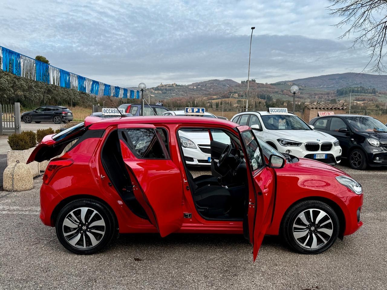 " UNA CHICCA " Suzuki Swift 1.2 Hybrid / GPL