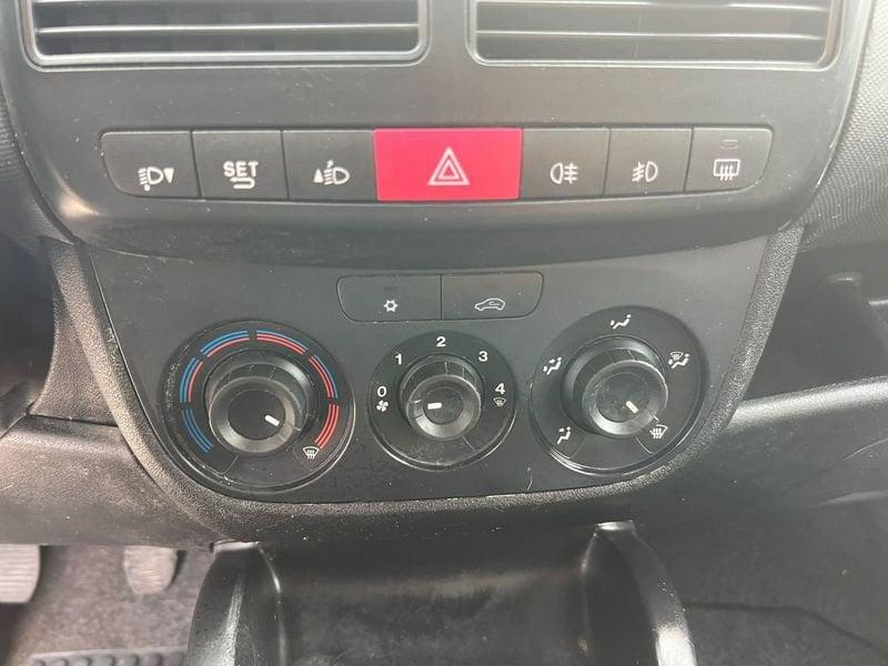 FIAT Doblò 1.6 Multijet 16v 105cv DYNAMIC LEGGI