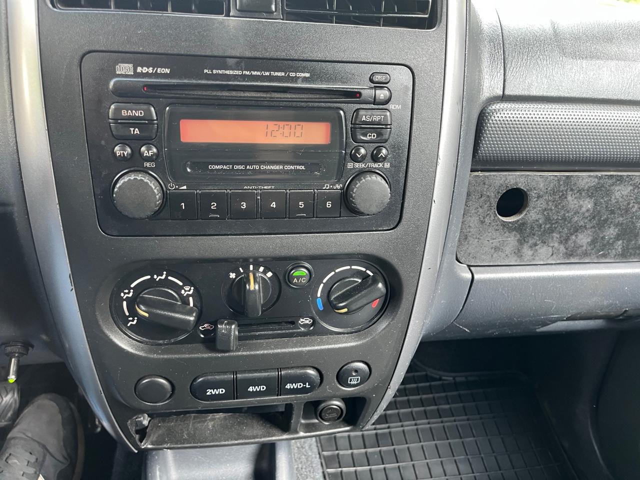 Suzuki Jimny 1.3i 16V cat 4WD JLX Più