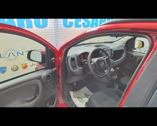 FIAT New Panda 1.0 firefly hybrid Cross s&s 70cv 5p.ti