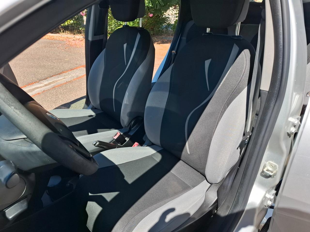 Lancia Ypsilon 1.2 69 CV 5 porte S&S Platinum
