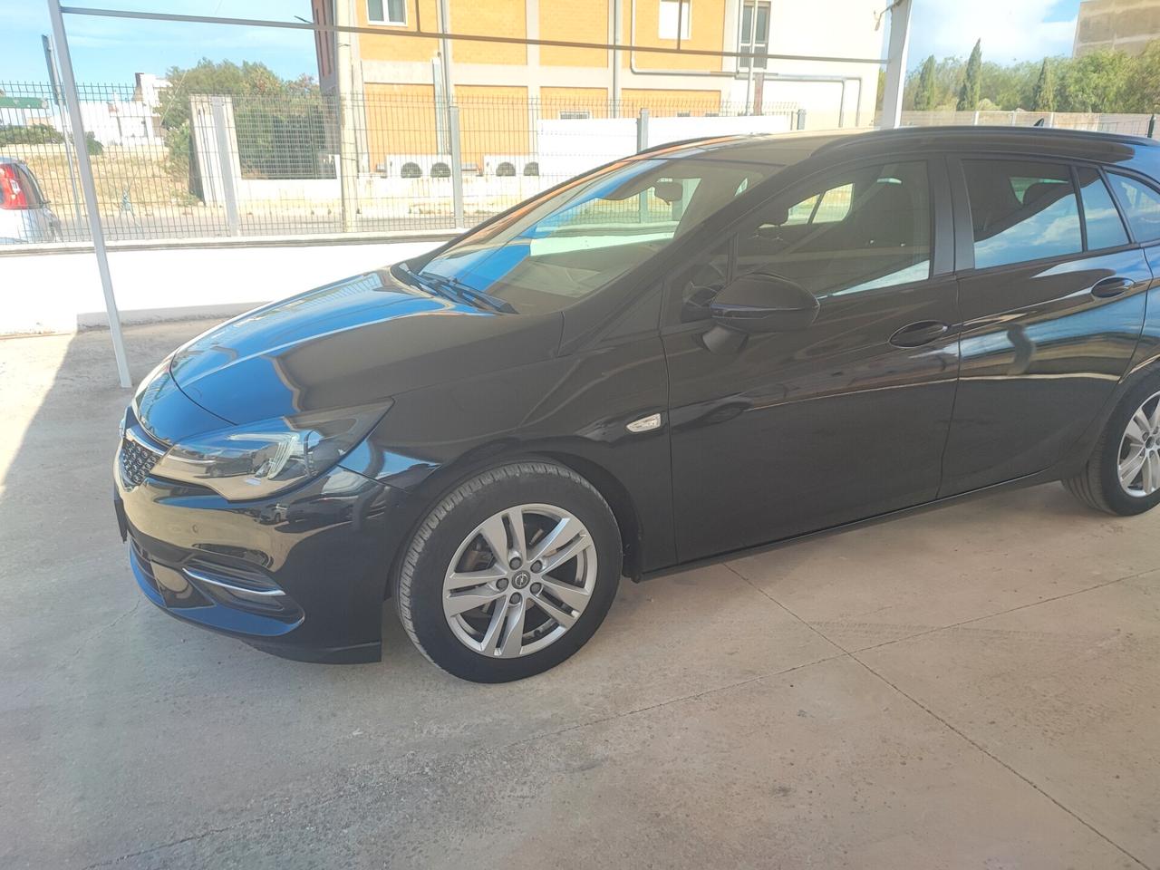 Opel Astra 1.5 CDTI 122 CV S&S Sports Tourer Business Elegance
