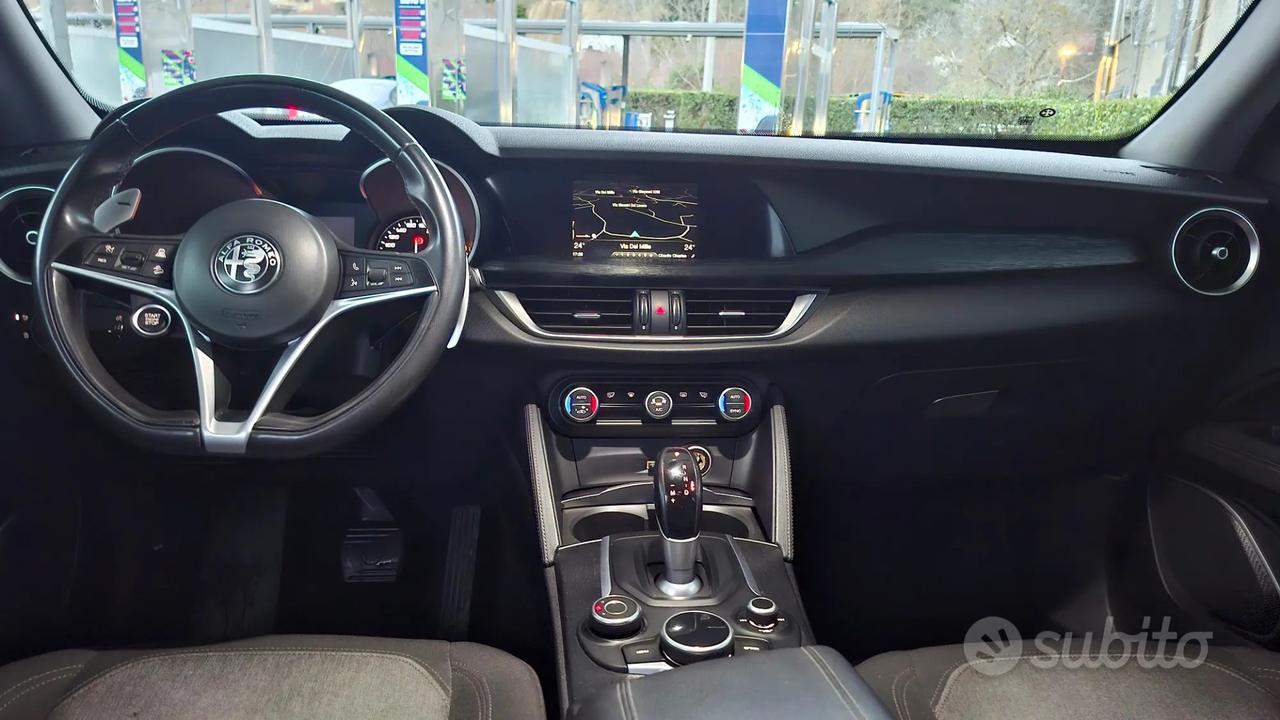 alfaromeo stelvio 2.2 160cv 2awd
