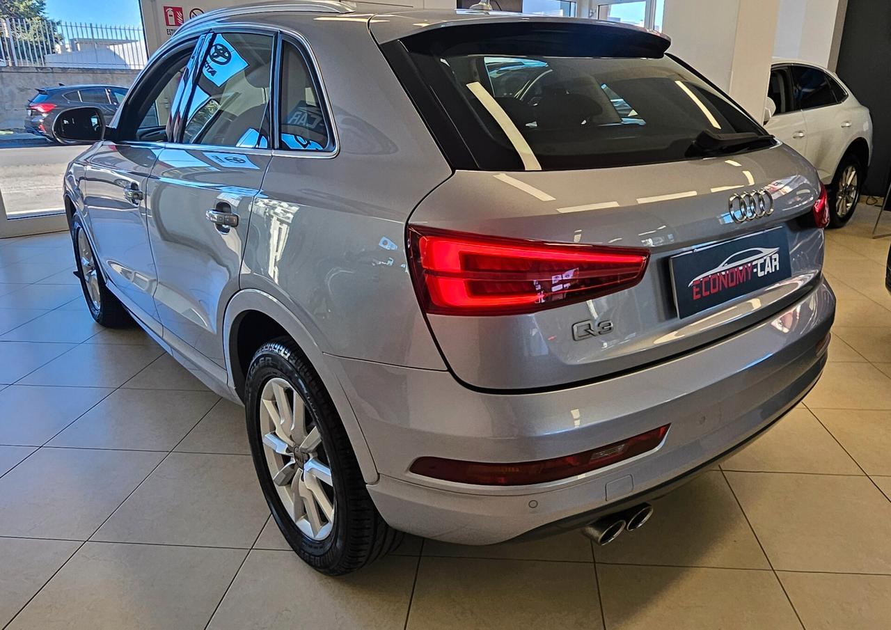 Audi Q3 2.0 TDI 120 CV Sport