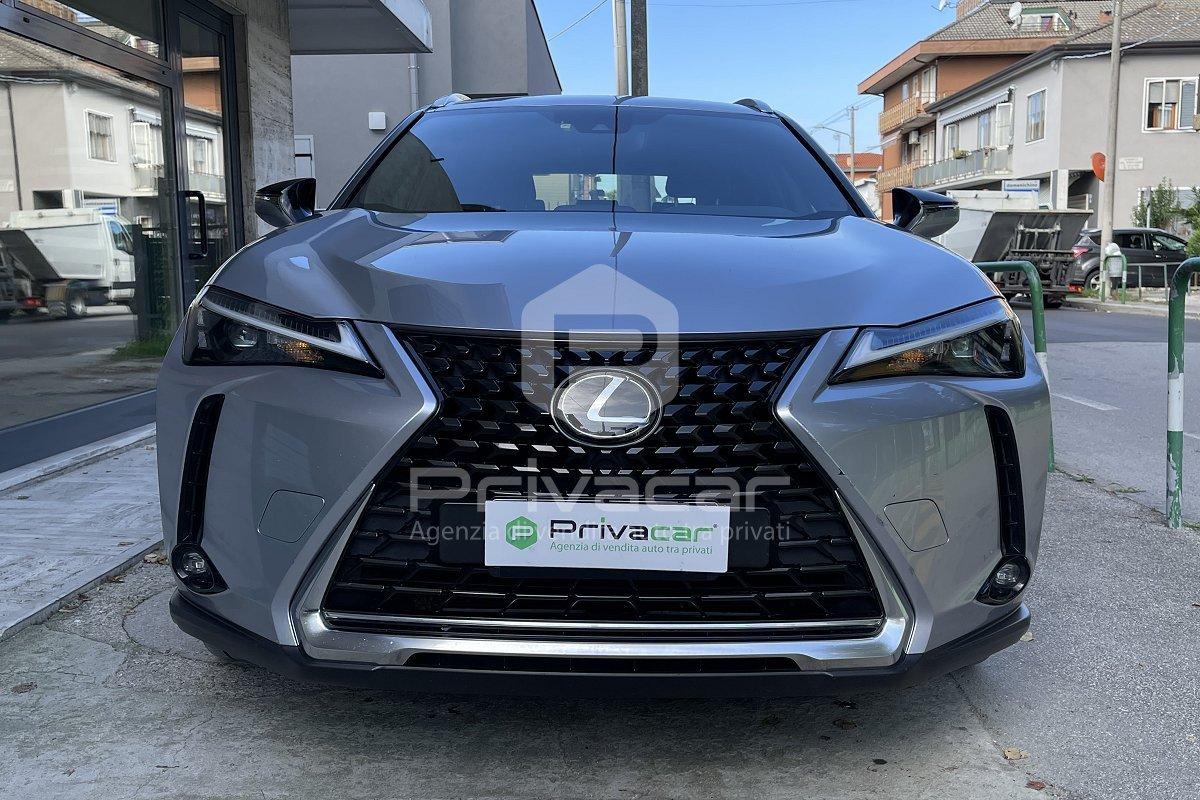 LEXUS UX Hybrid Urban