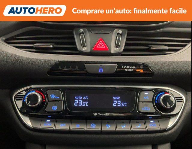 HYUNDAI i30 1.6 CRDi 5p. Style DCT