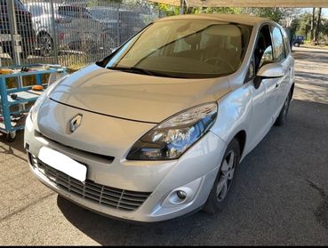 Renault Scenic Gran Scénic 1.9 dCi 130CV Luxe