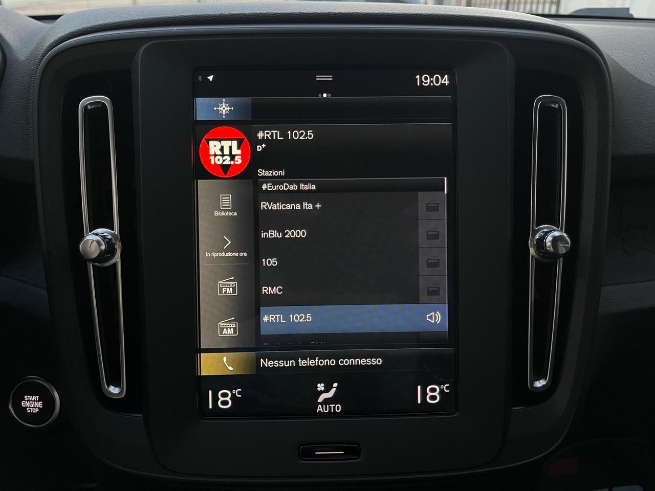 VOLVO XC40 D3 Geartronic Momentum 2020