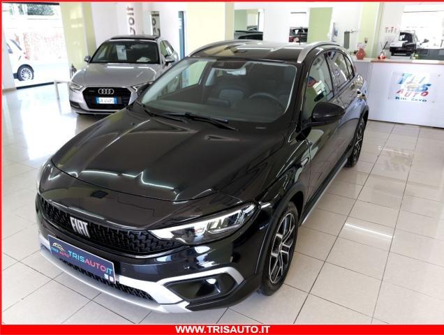 FIAT Tipo 1.6 MJT S&S Cross IVATA (FULL LED+NAVI)