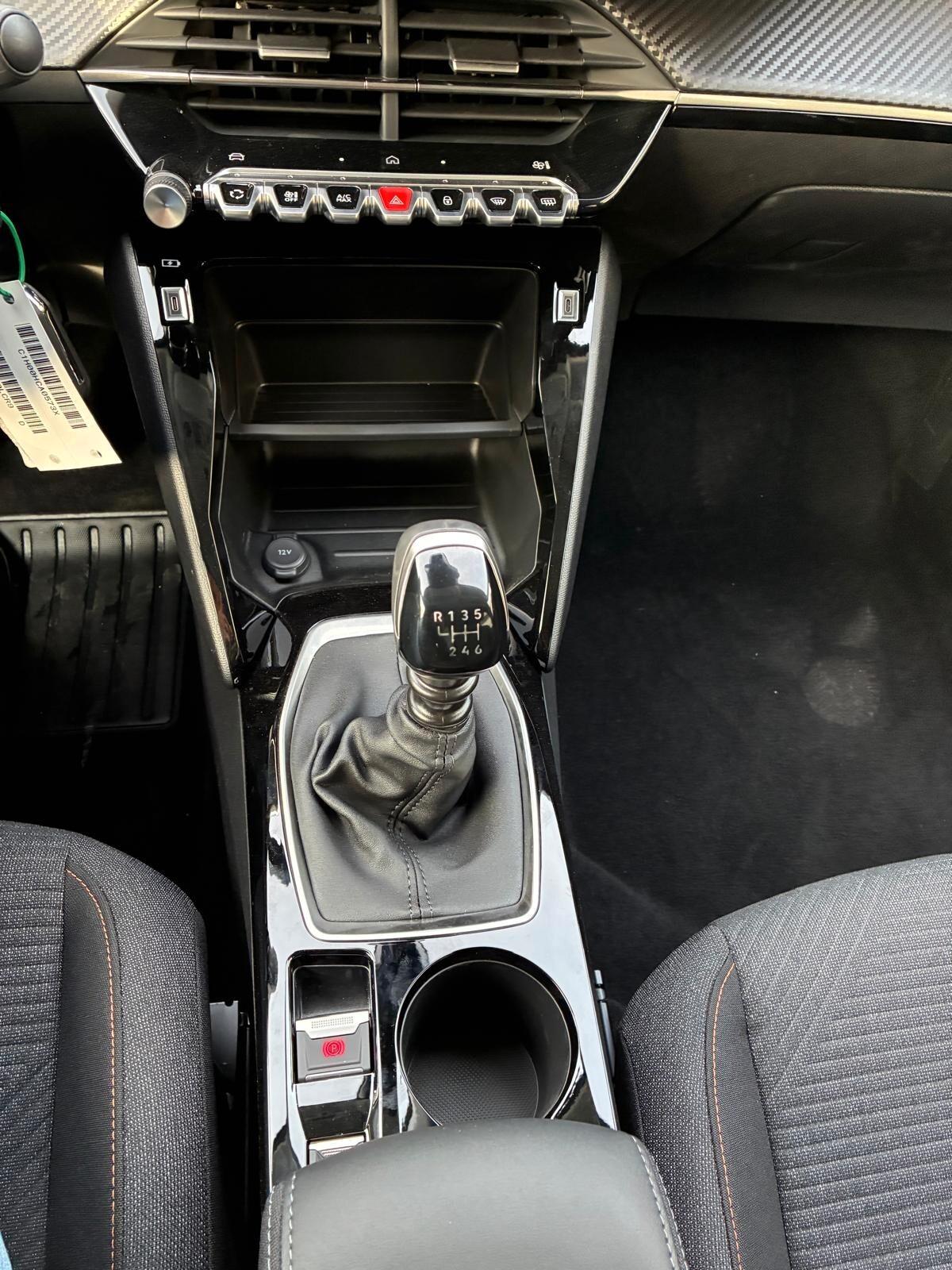 Peugeot 208 1.2 puretech Business s&s 100cv