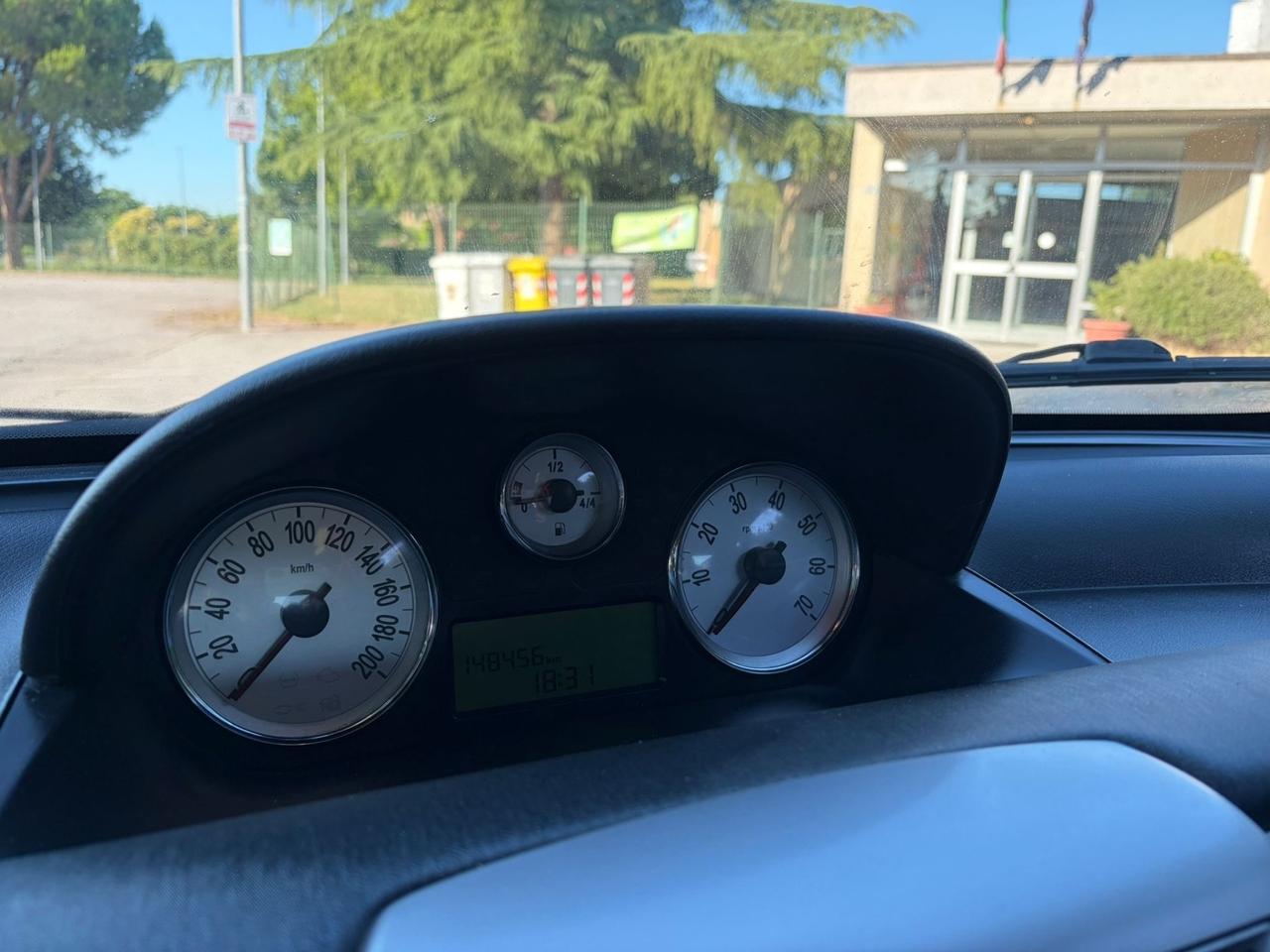 Utilitaria 1.2 neopatentati