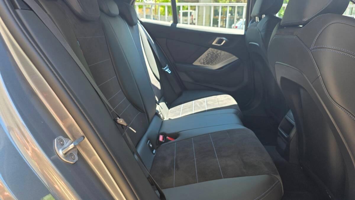 BMW Serie 1 120 48V M Sport Auto 170CV