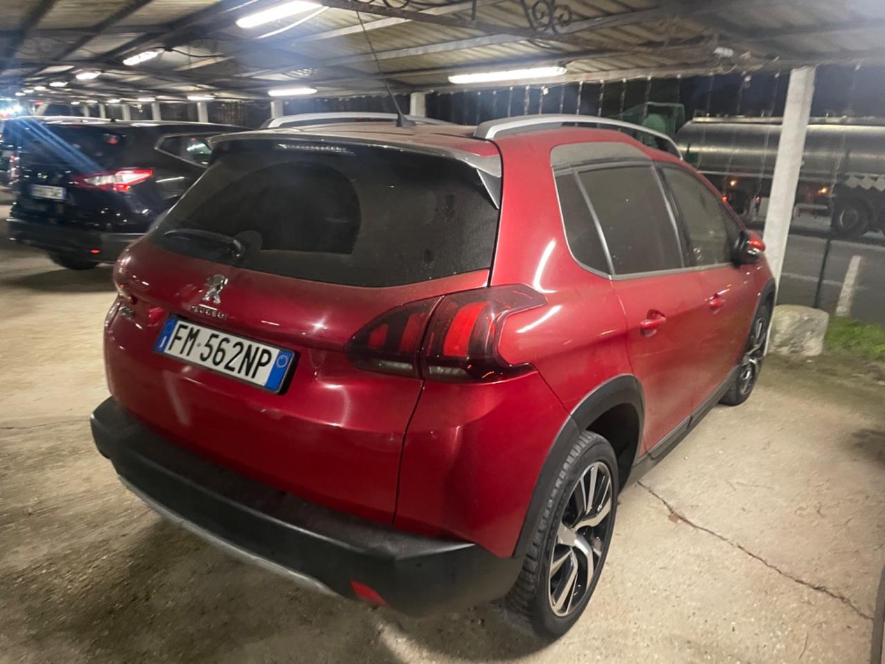 Peugeot 2008 BlueHDi 100 Allure