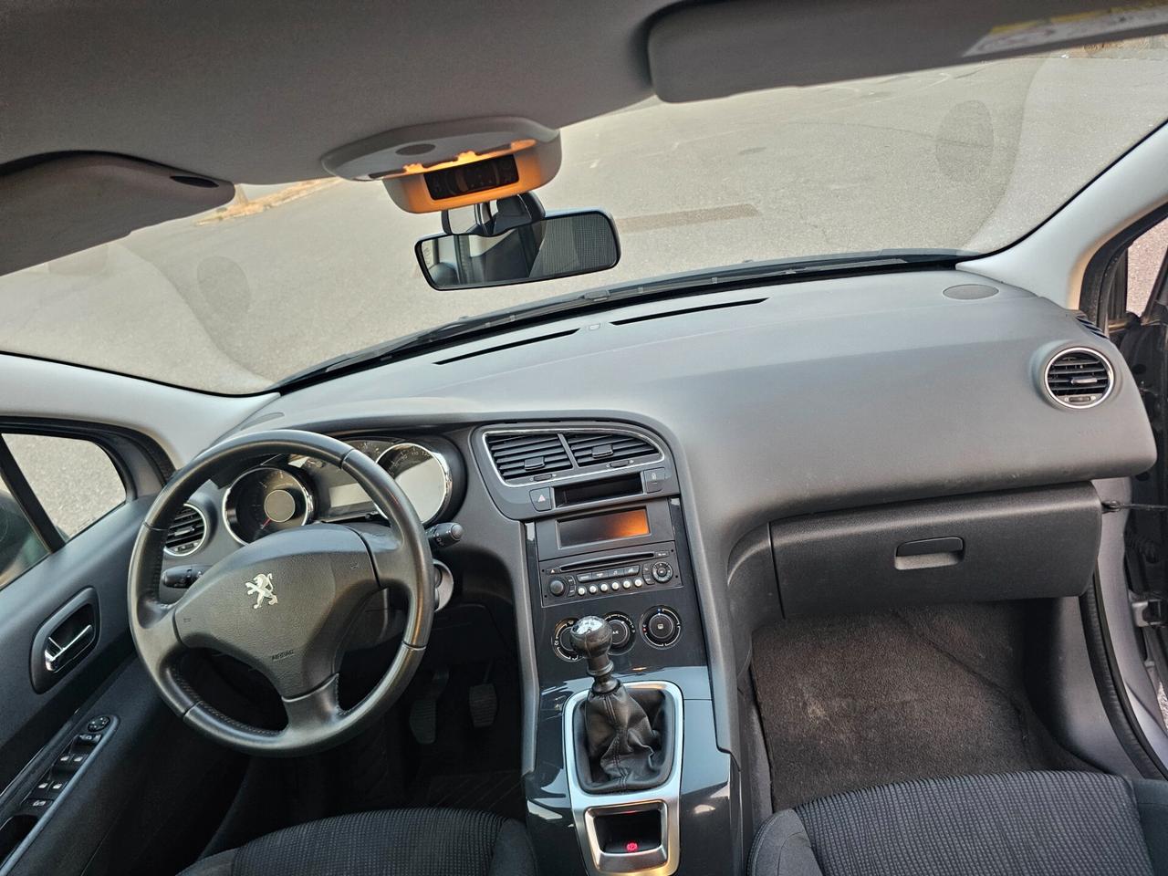 Peugeot 5008 1.6 HDi 115CV 7 posti unico proprietario