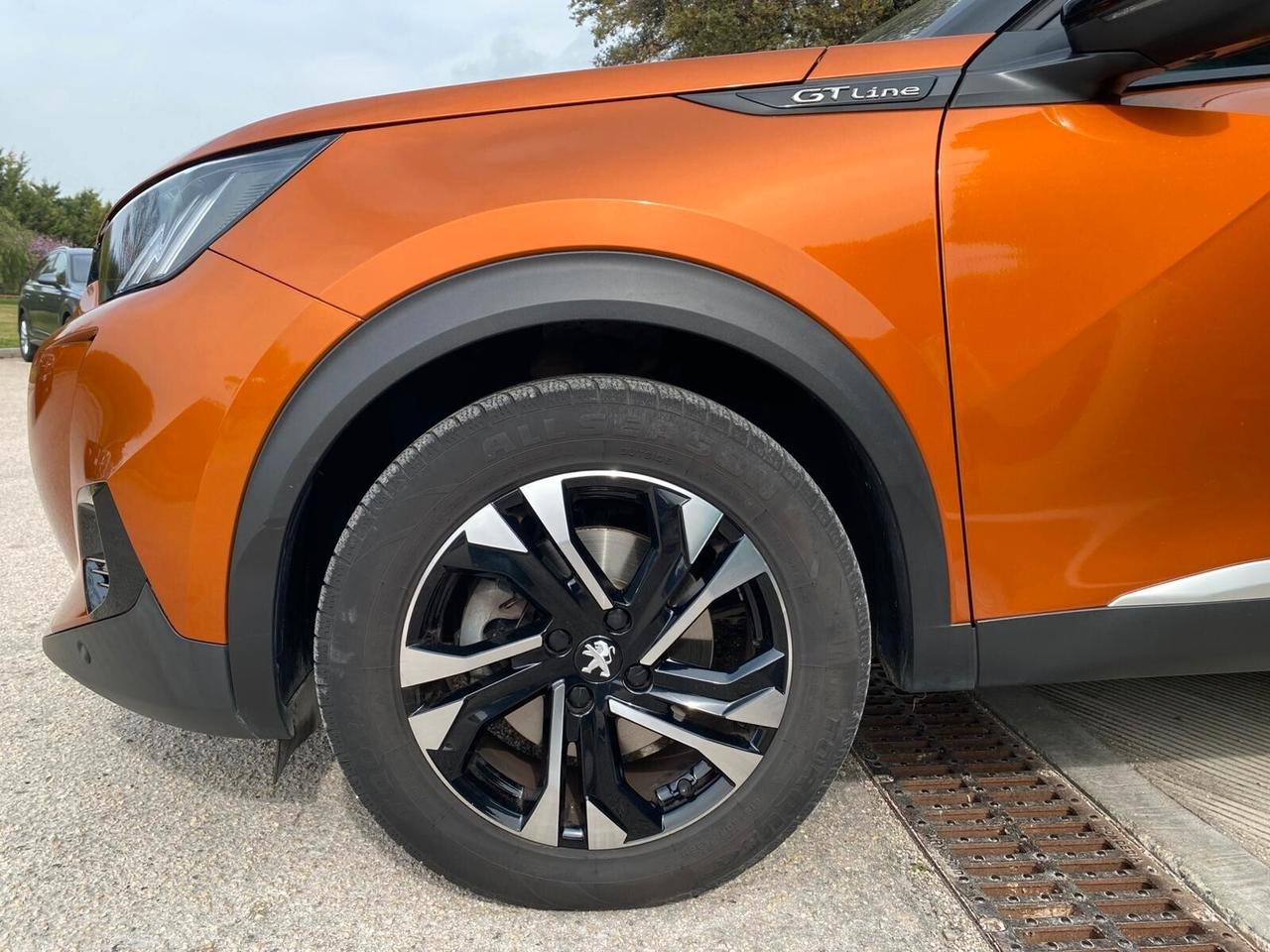 Peugeot 2008 BlueHDi 130 S&S EAT8 GT Line