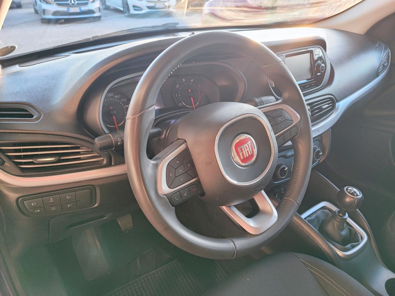 Fiat Tipo 1.6 Mjt S&S SW Lounge