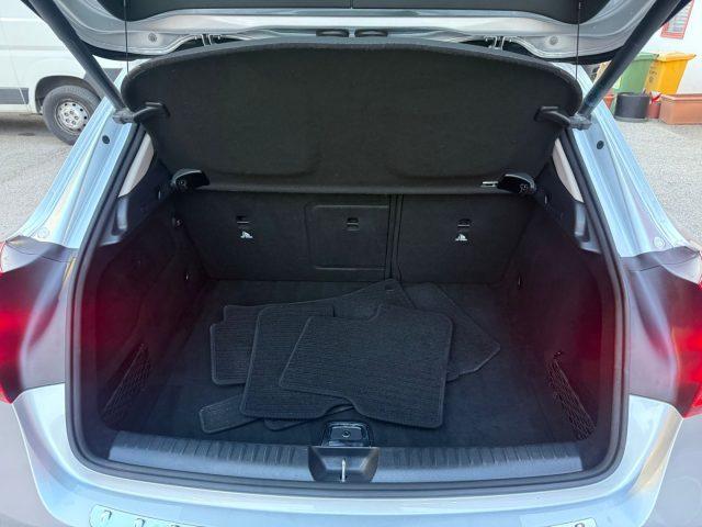 MERCEDES-BENZ GLA 200 d Automatic 4Matic Sport GANCIO TRAINO