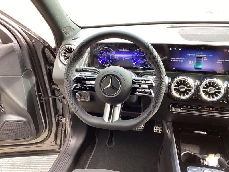 Mercedes-Benz EQB 250+ AMG Line Advanced