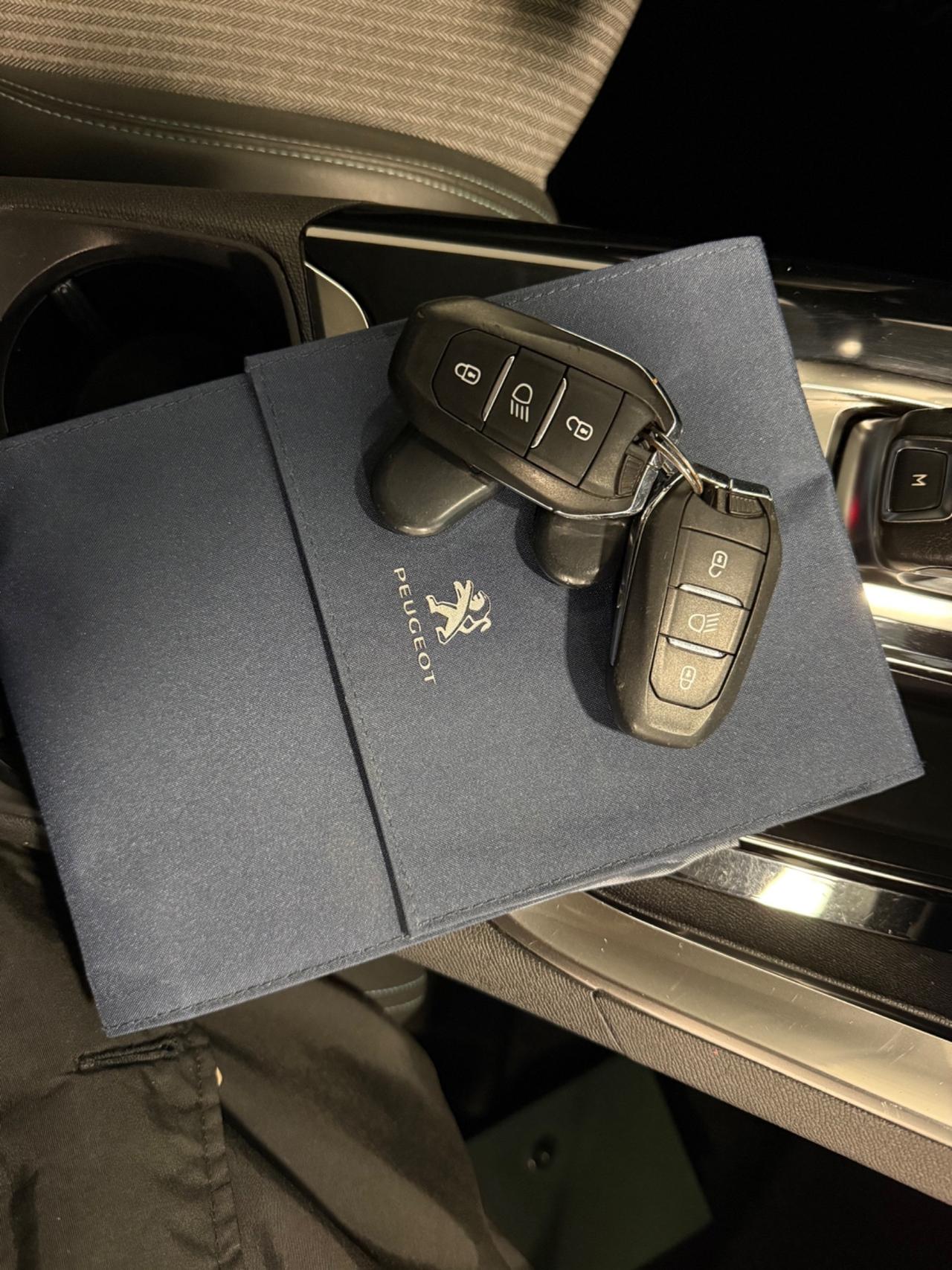 Peugeot 3008 BlueHDi 130 S&S EAT8 Allure