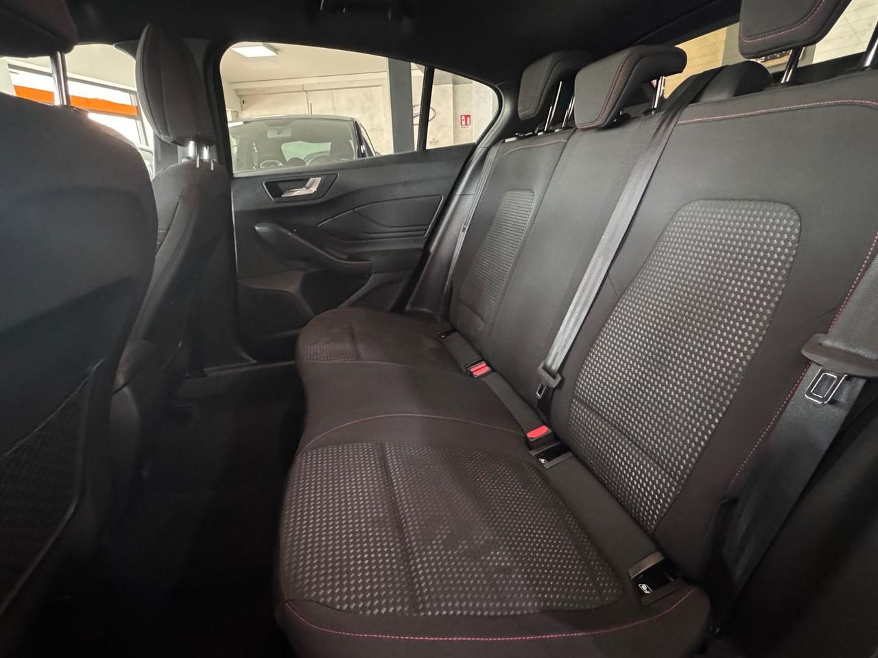 Ford Focus ST Line 1.0 EcoBoost mHEV  #5606