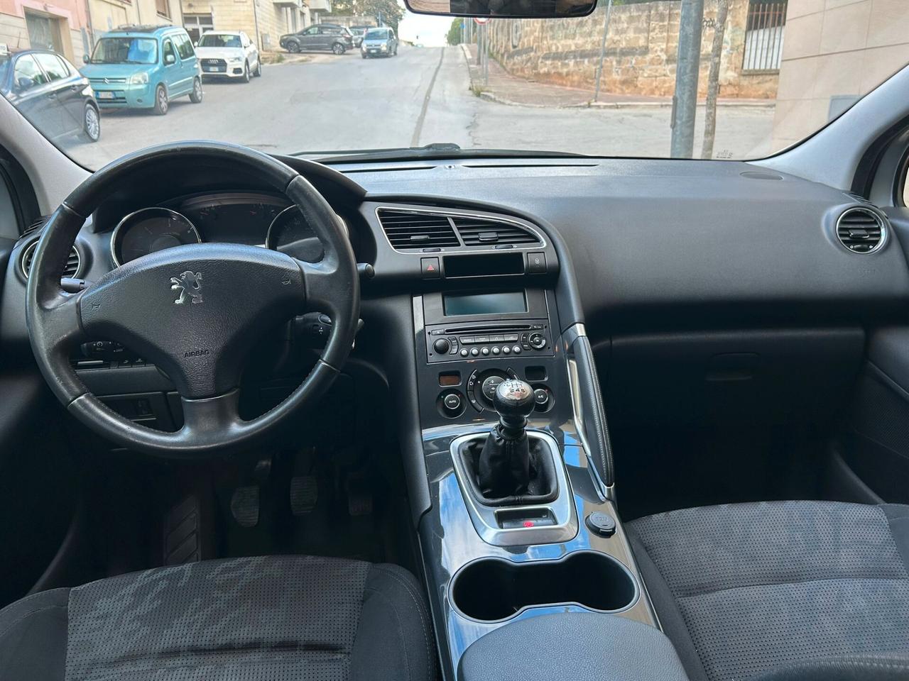 Peugeot 3008 1.6 HDi 110CV Business