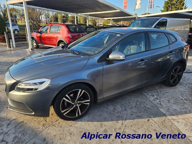 VOLVO V40 D2 'eco' Momentum