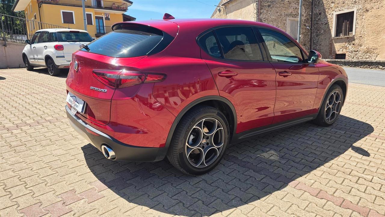 Alfa Romeo Stelvio 2.2 Turbodiesel 210 CV AT8 Q4 Executive