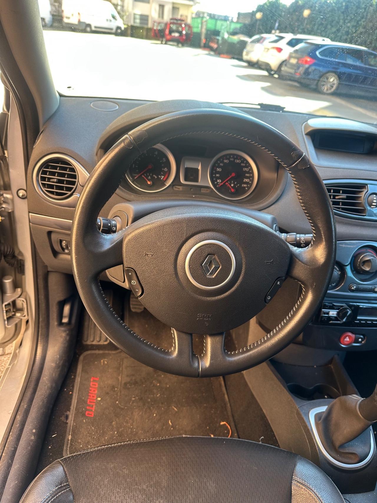 Renault Clio 1.2 16V 3 porte Pack