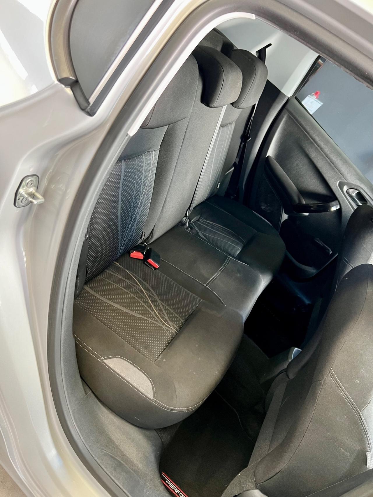 Peugeot 208 1.4 VTi 95 CV 5p. GPL Allure