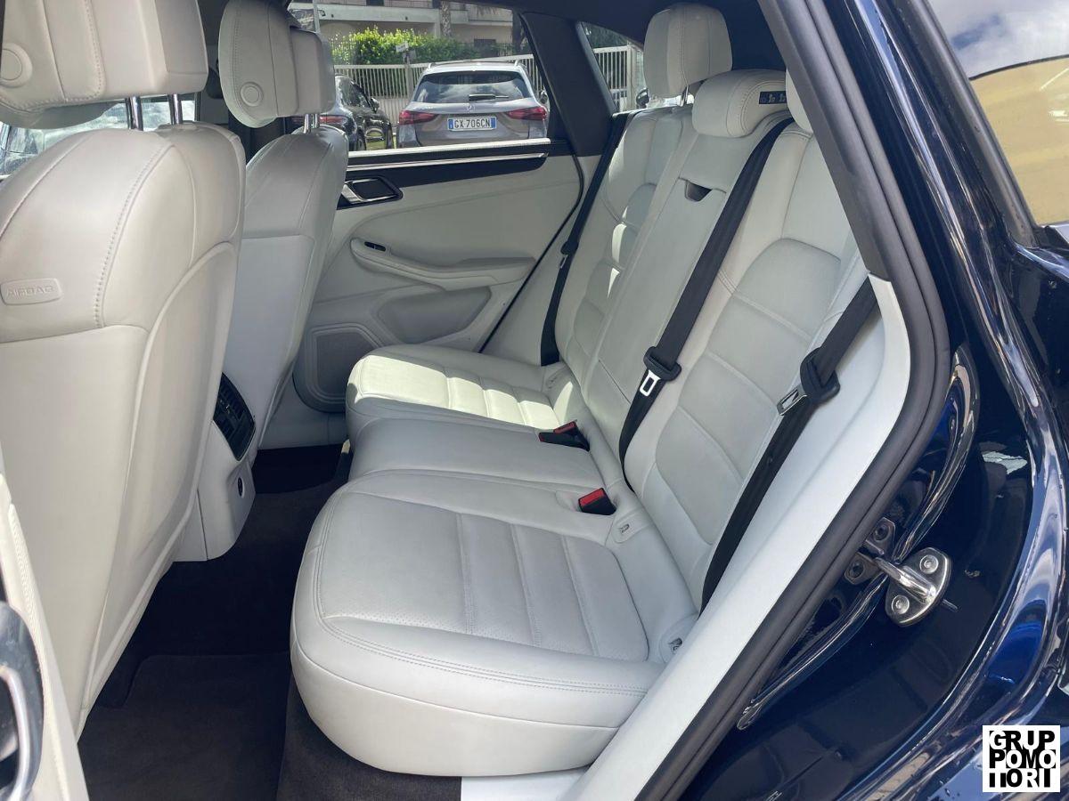 PORSCHE - Macan - 2.0