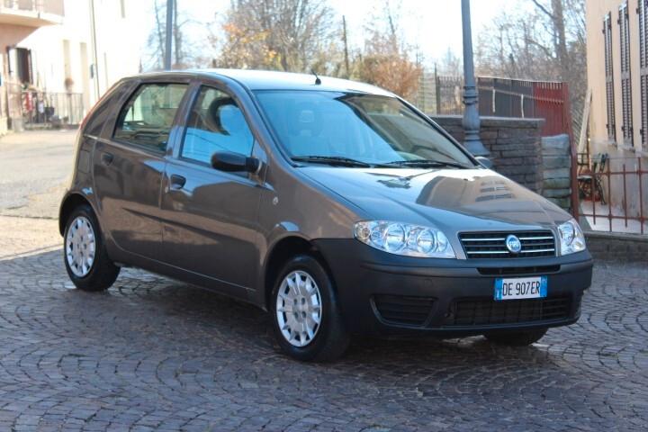Fiat Punto Classic 1.2 5 porte MOTORE FIRE EX PENSIONATA GOMME 4 STAGIONI DA VETRINA