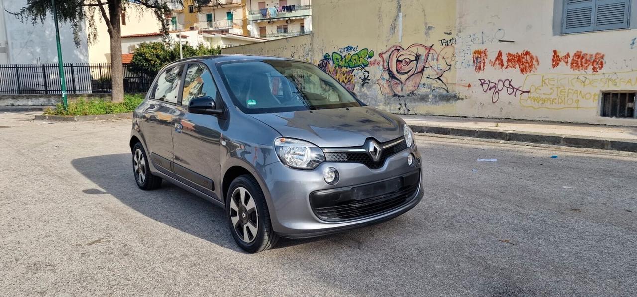 Renault Twingo 1.0 70cv LIMITED SOLI 52.000KM
