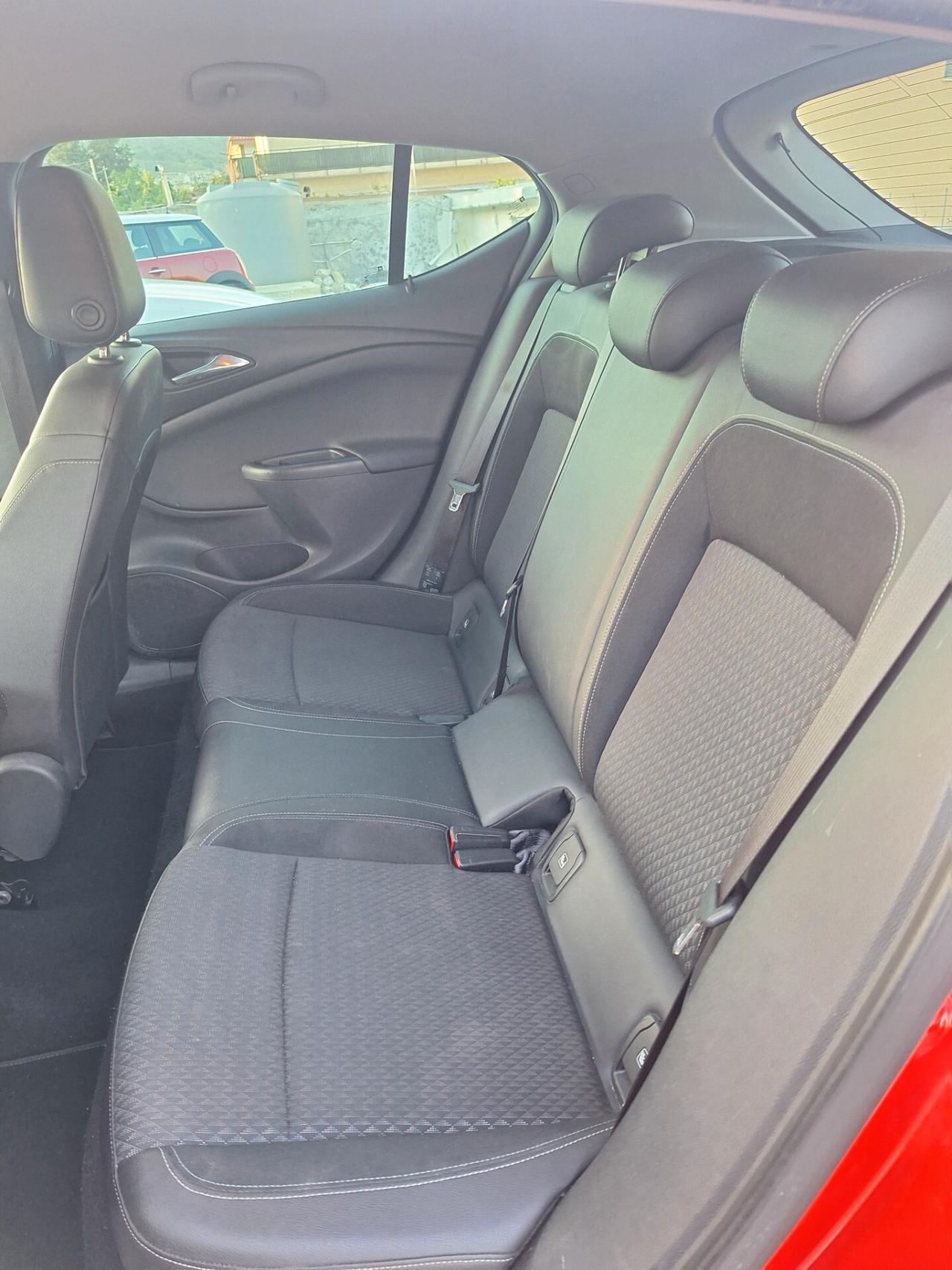 Opel Astra 1.6 CDTi 136CV aut. 5 porte Innovation