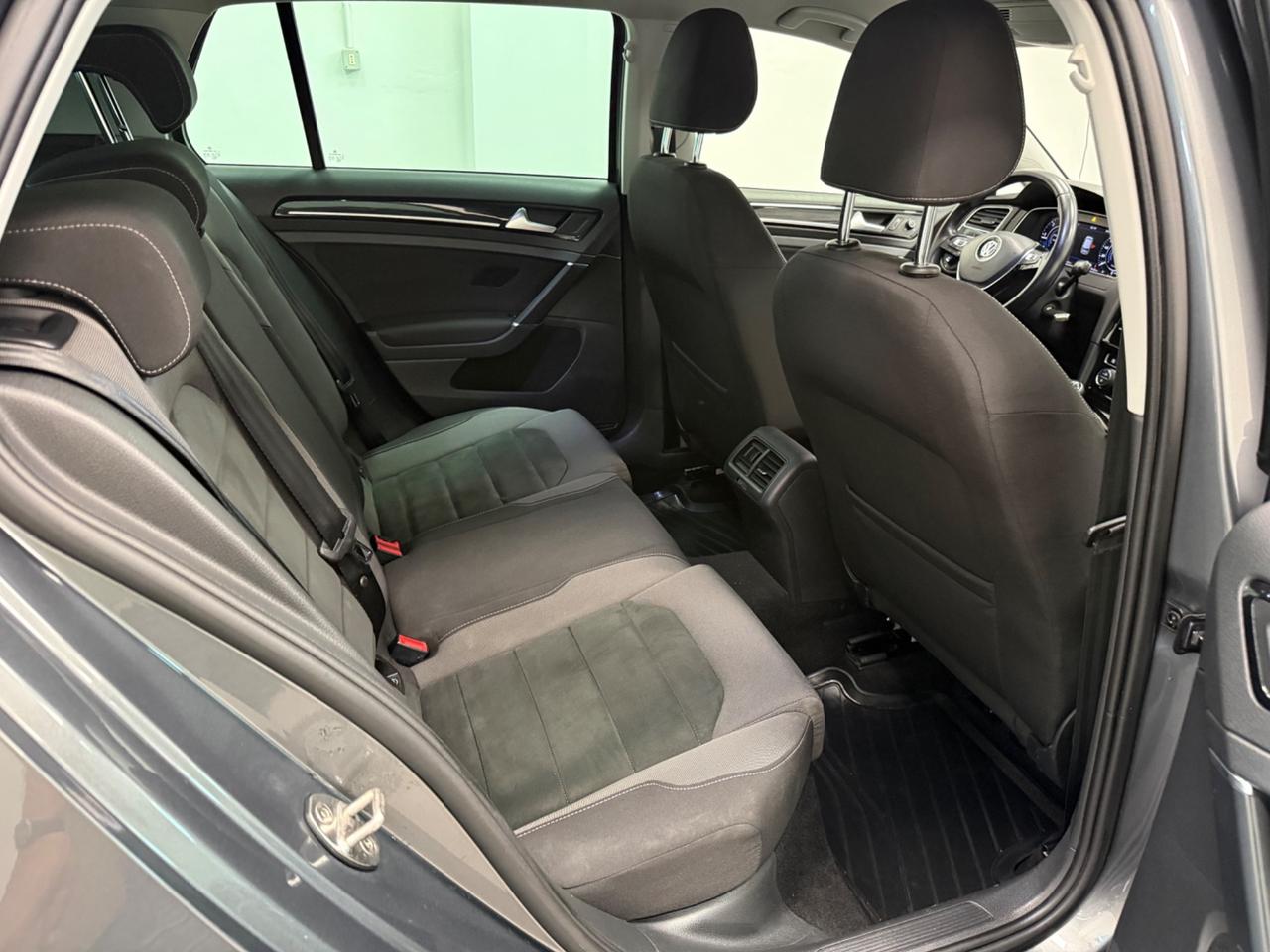 Volkswagen Golf 115cv 1.6tdi LED ASSIST