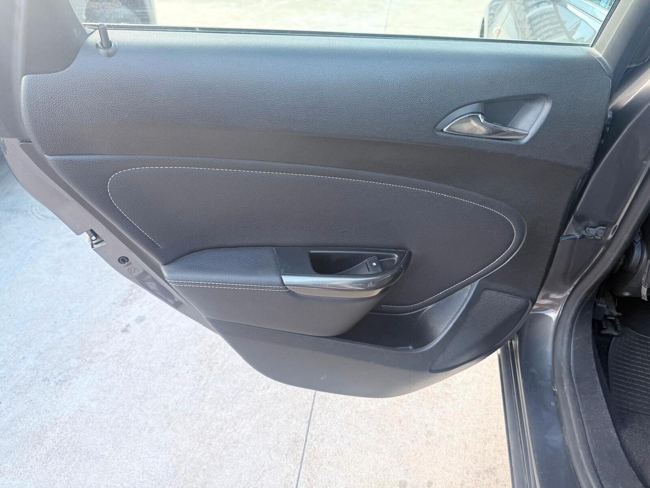 Opel Astra 1.7 CDTI 125CV 5 porte Cosmo (INCONGRUENZA NEL CHILOMETRAGGIO)