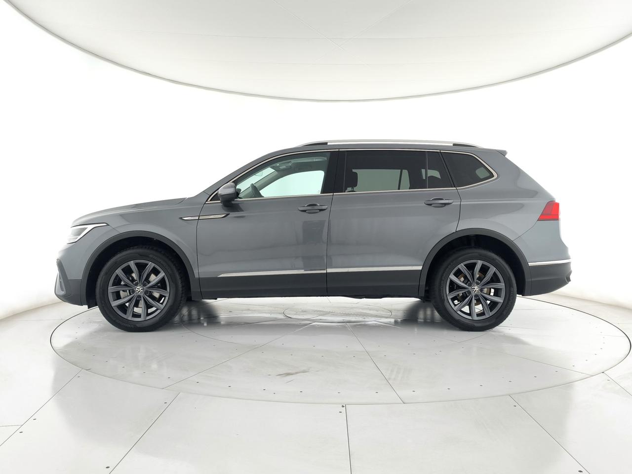 VOLKSWAGEN Tiguan Allspace 2.0 tdi Life 150cv 7p.ti dsg CAMERA+ACC+APP CONNECT