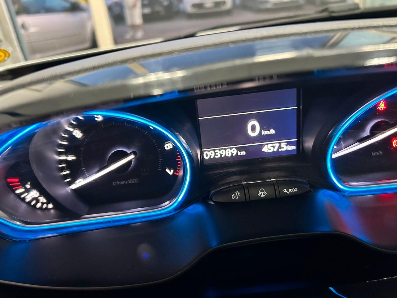 Peugeot 2008 1.2B X NEOPATENTATI Allure 2015