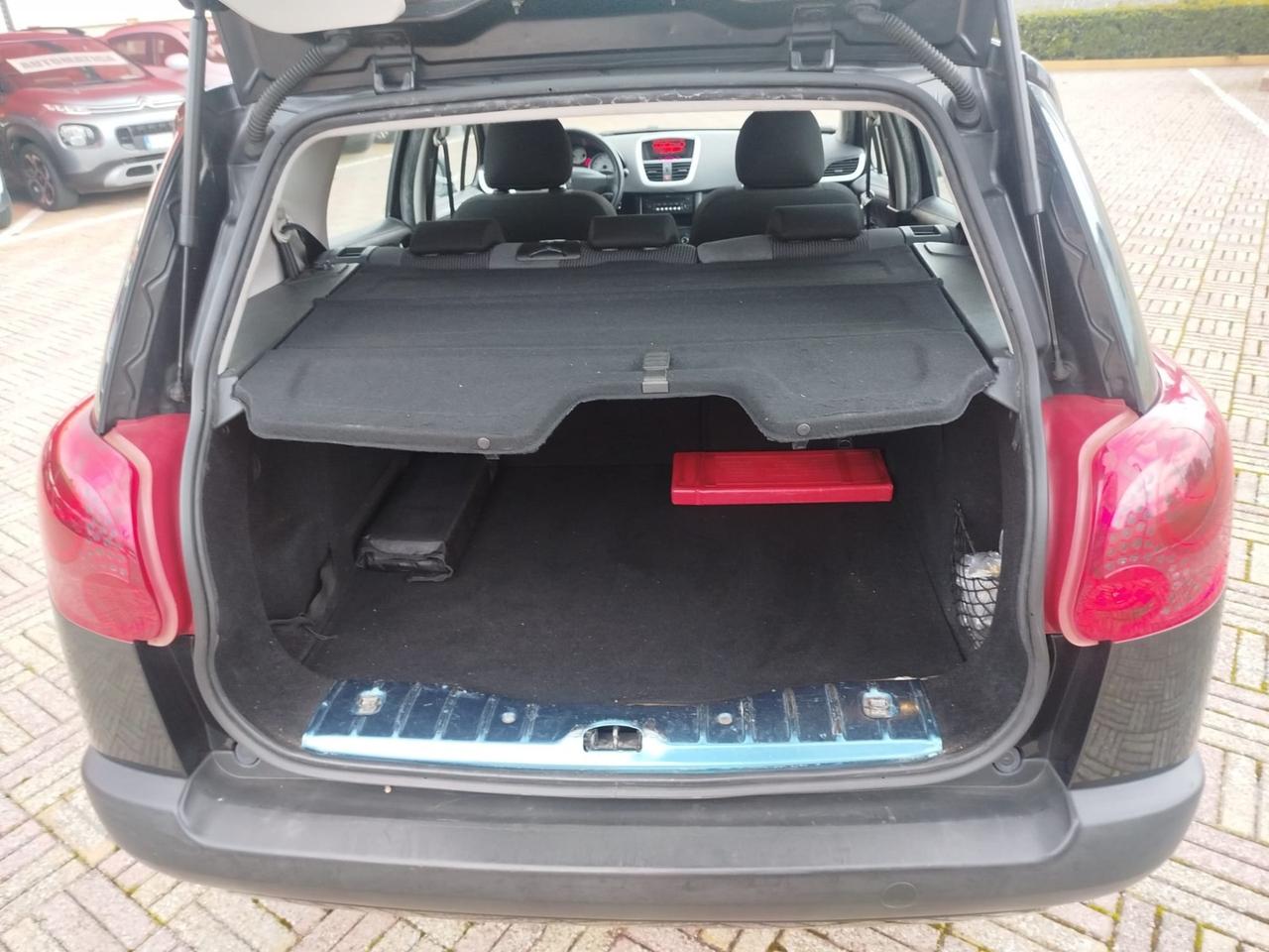 Peugeot 207 1.4 8V 75CV SW X Line ECO GPL